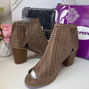 Boots  NIB open toe Leather